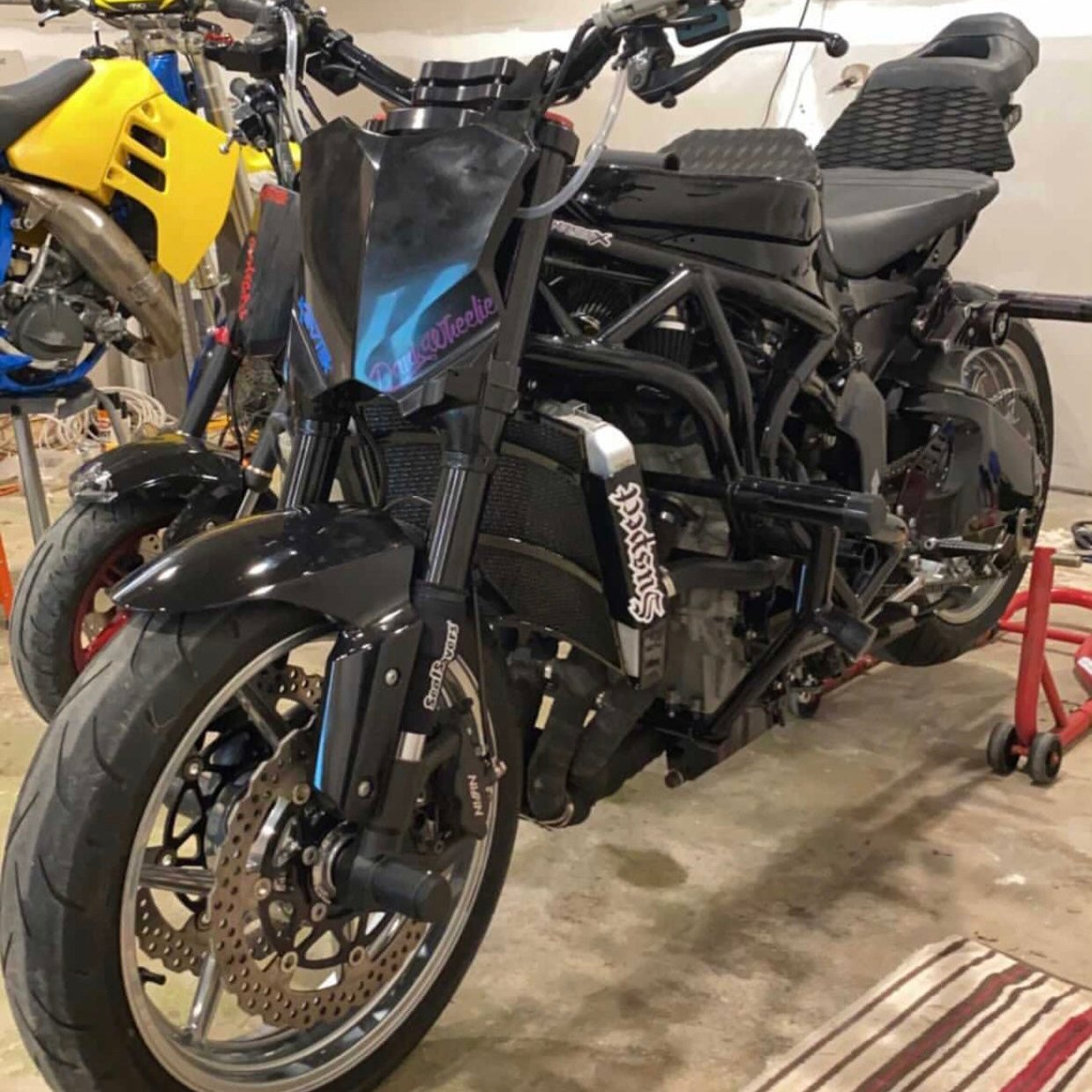 09-12 Kawasaki ZX6R Radiator Cage – Suspect Stunt Parts