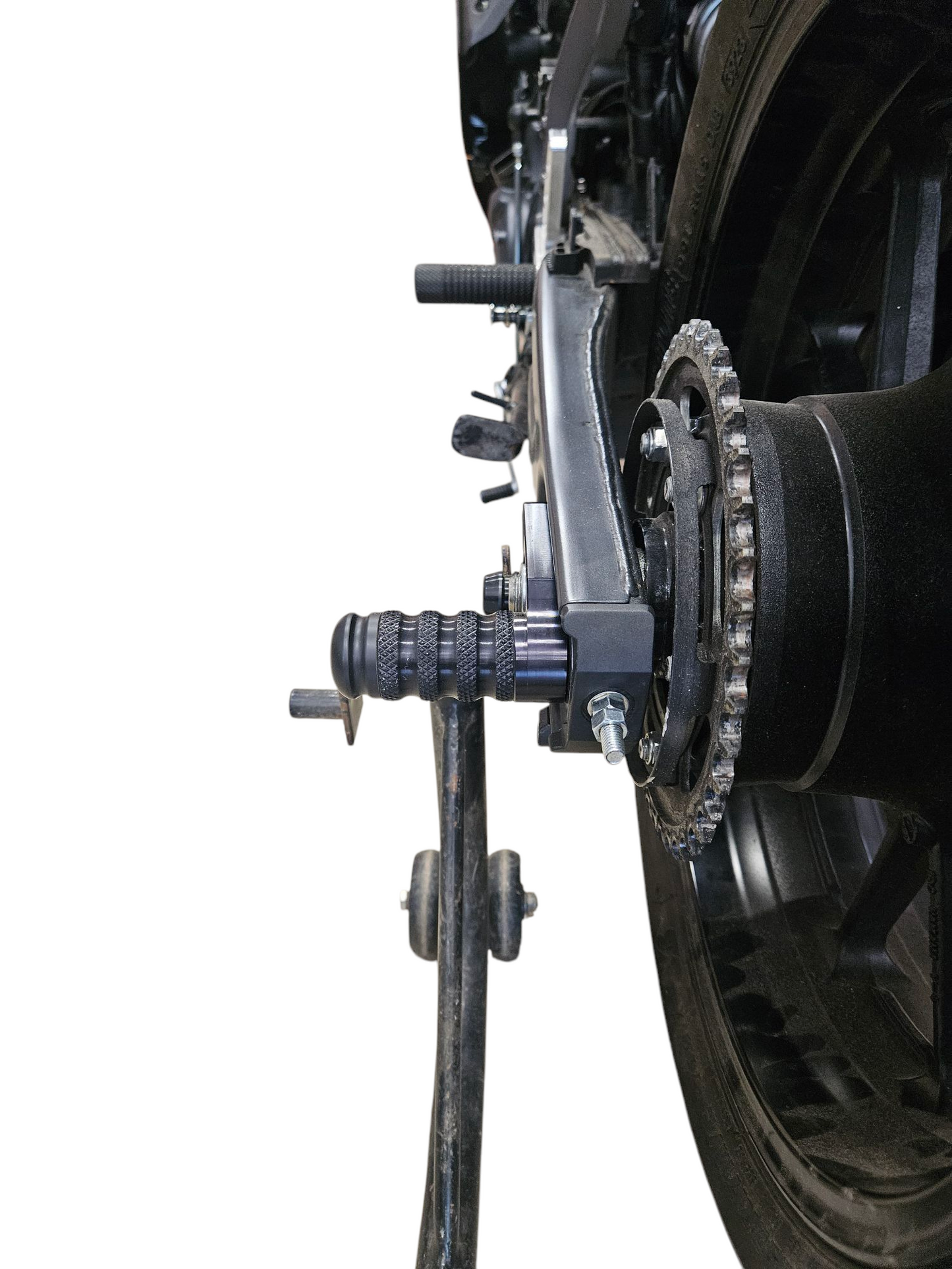 R7 FZ/MT07 REAR AXLE SLIDERS WITH AXLE BLOCKS