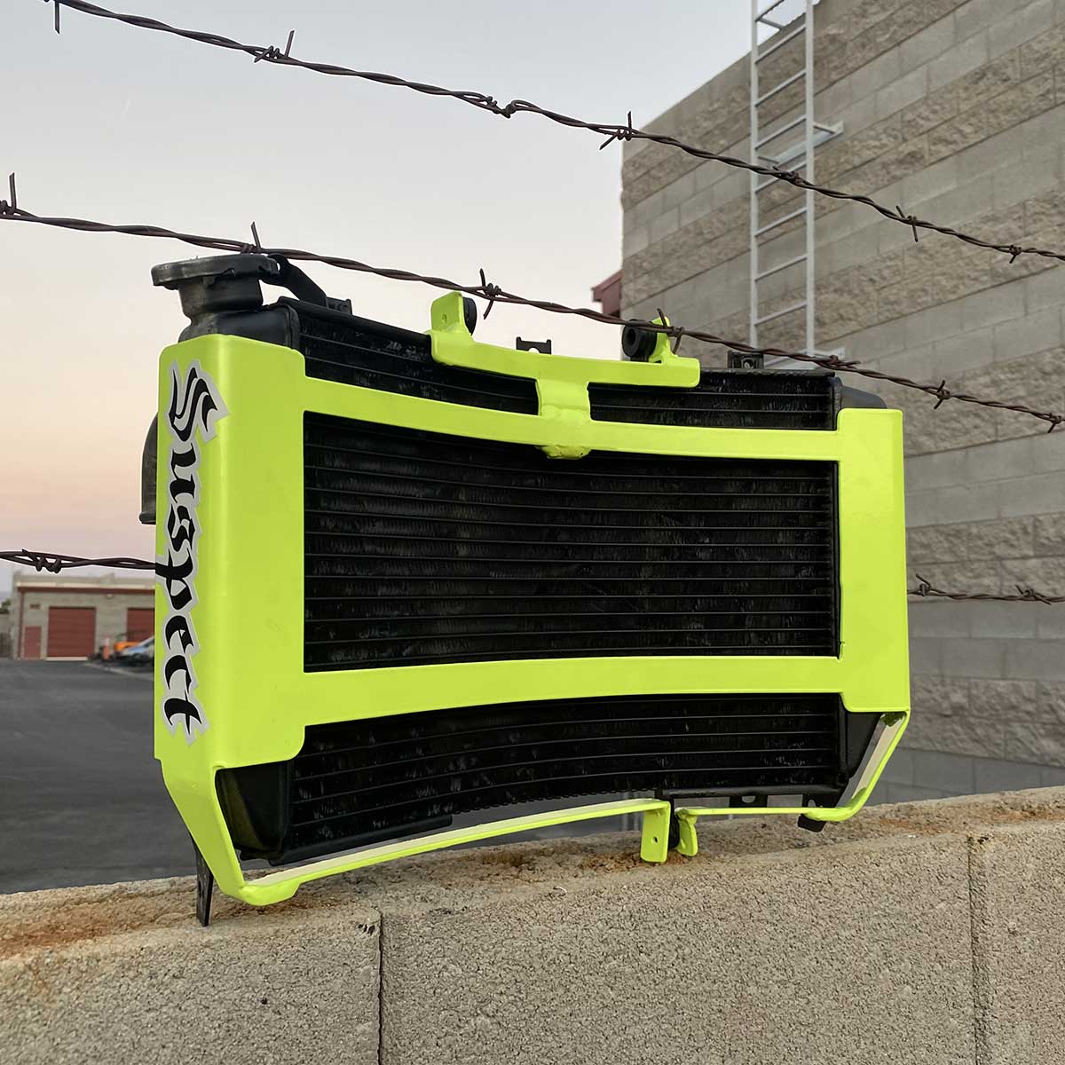 Onpoint Radiator Cage 03-04 Kawasaki ZX6R Radiator Cage – Suspect Stunt Parts